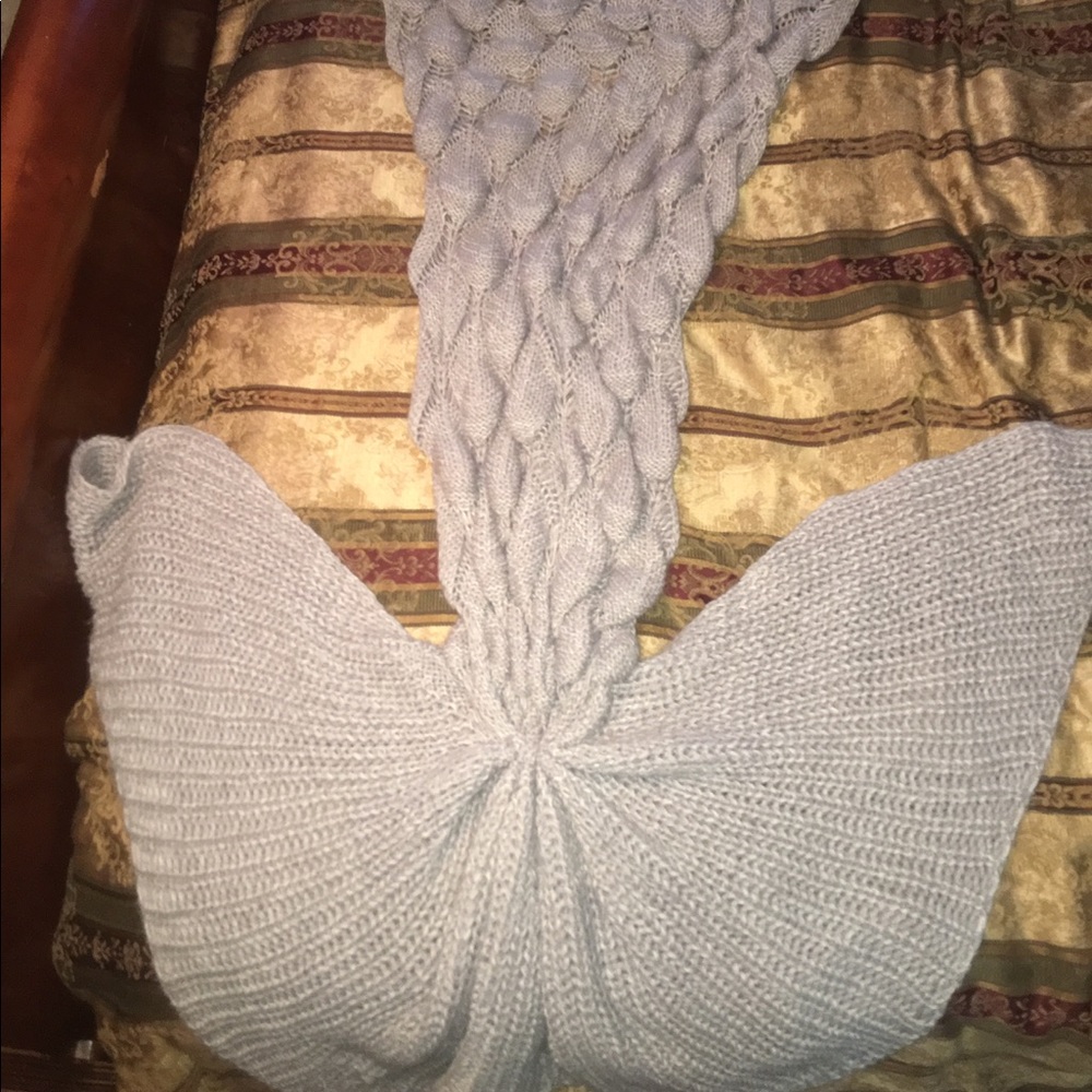 Adult crochet mermaid blanket